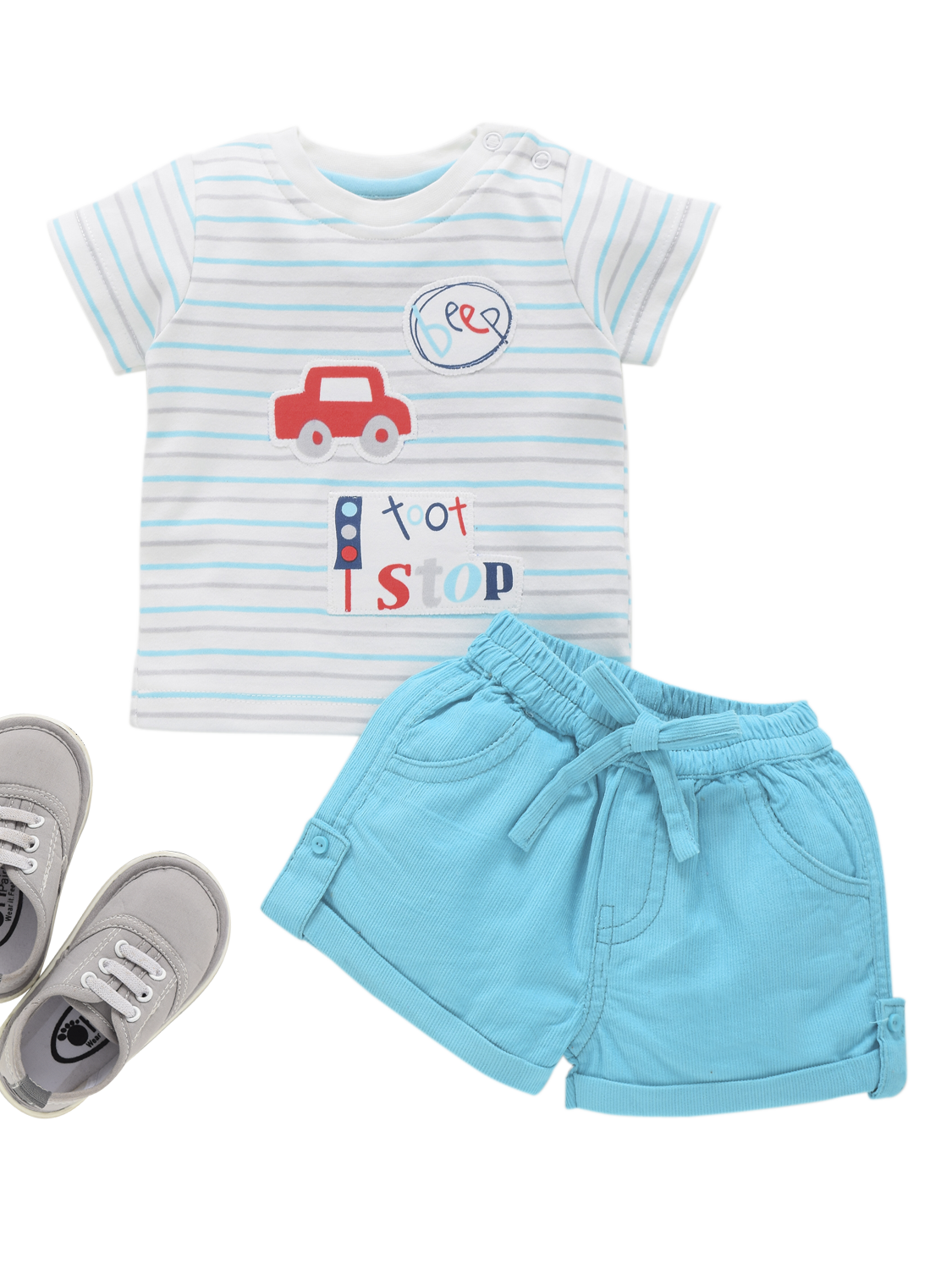 T-shirt and shorts set