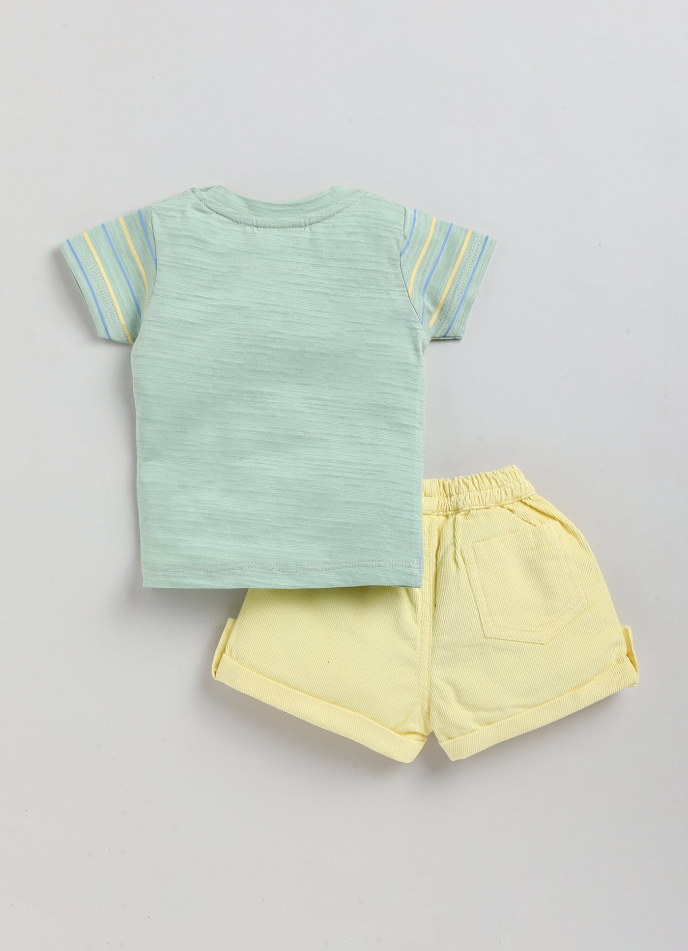 T-shirt and shorts set